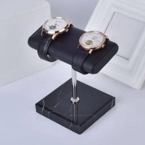 Présentoir montre de luxe