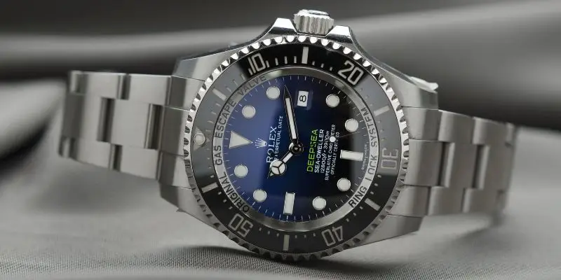 Porter une montre de luxe Rolex
