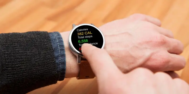 Porter une montre connectée