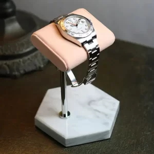 repose montre marbre pour femme