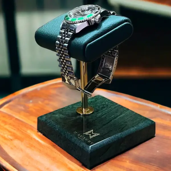 support de montre en marbre vert